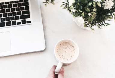 1-2！阿森纳遭读秒绝杀！曼城3-0大胜差2分，日本中场绝平利物浦