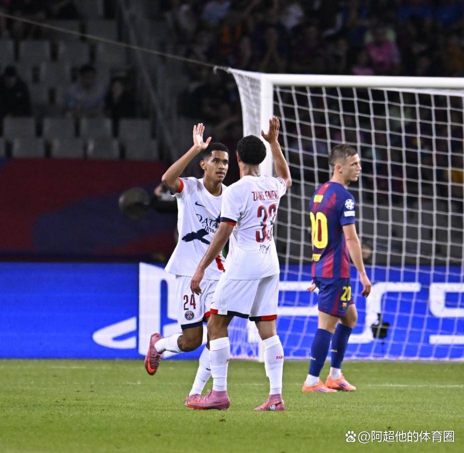 1：2！拉莫斯第90分钟绝杀，卫冕冠军掀翻巴萨，弗里克遭赛季首败